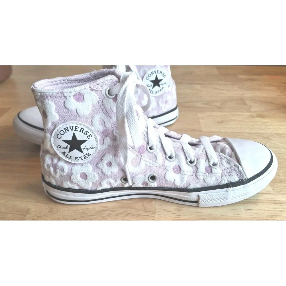 Converse Chuck Taylor All Star Floral Chenille Kids High Top Sneaker Size 2